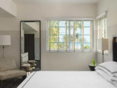 Kimpton SURFCOMBER HOTEL by IHG