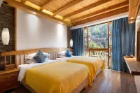 Liping Waterfront Zhaoxing Theme Hotel (Zhaoxing Dong Village)