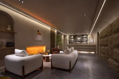 UNI·One Hotel (Changsha IFS International Financial Center) Hotels near Zhongshan Pavilion