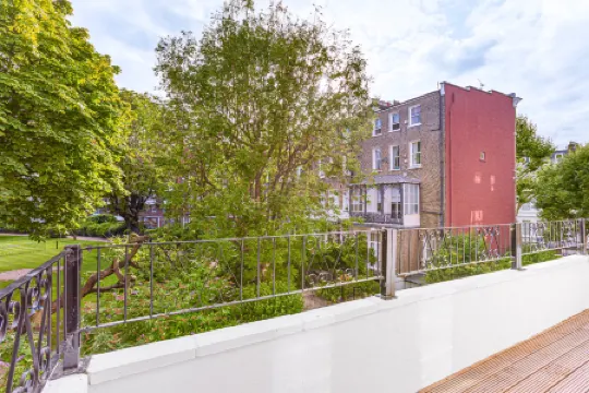 Kensington Rooms - Philbeach Gardens