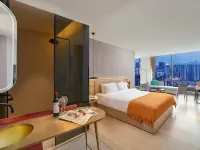 LWINTERNATIONALHotel Hotels near Humen