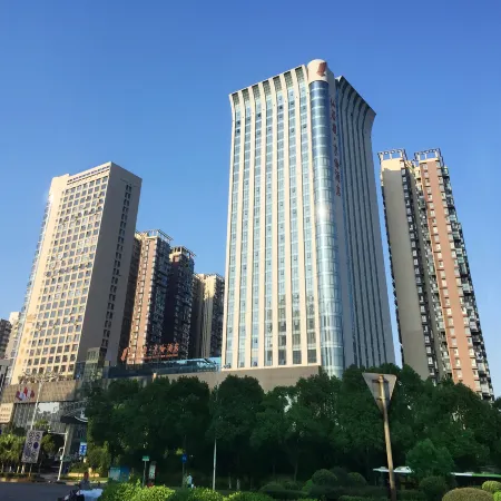 Freeland Jinglun Hotel