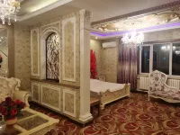 Luobei Jinpeng Fashion Express Hotel Hotels near Fangzhou Christ Church
