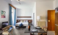 Résidence Hôtelière Beau Rivage Bandol Hotels in Bandol