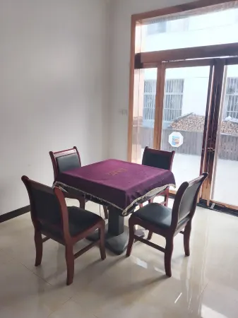 Shushui Rong Elegant Restaurant Hotel Отели рядом с достопримечательностью «First Draftage of Zhashui Canyon»