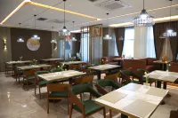 Yinjing Hotel (Alxa Hi-Tech Zone Branch) - parkir