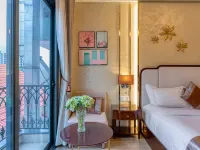 Golden Tree Apartment Phu My Hung Hotels near District 7