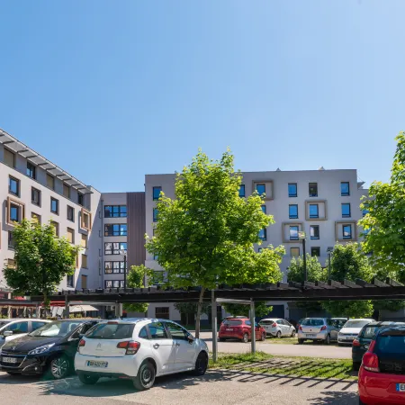 Adagio Access Grenoble