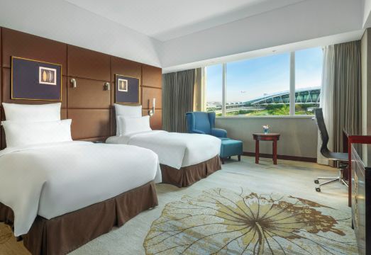 풀먼 광저우 바이윈 에어포트 호텔 공항 연결 구조 또는 현대적인 로비 이미지