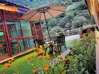 Cuopu Lingka Manor Hotel Hotels near Lieyi Tunnel