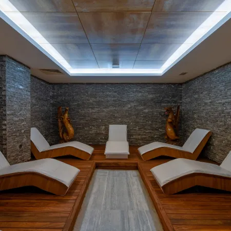 Pearly Hotel