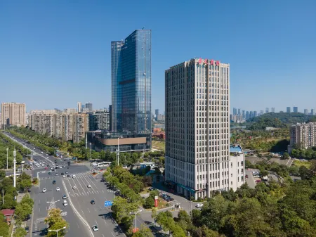 Huawen Hotel Отели рядом с достопримечательностью «Hunan University of Finance and Economics Library»