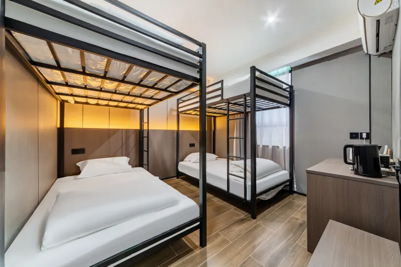 Manpeng E-Sports Hotel (Liantang Subway Station)