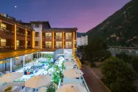 Zuoan Hotel Hotels in Lushui