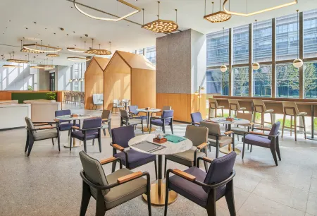 Hilton Garden Inn Suzhou Wuzhong Отели рядом с достопримечательностью «Wenzheng College of Soochow University»