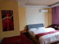 Liupanshui lvanju Business Hotel - إقامة ريفية