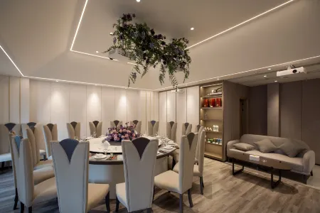 Daliang Yingka Wine & Suites Отели рядом с достопримечательностью «Linqiong Ancient City»