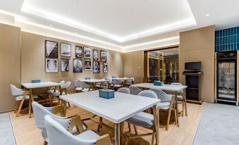 Feiyu S E-sports Hotel