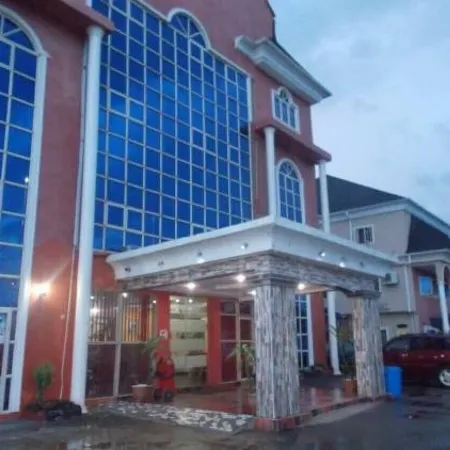 Shelvac Hotel