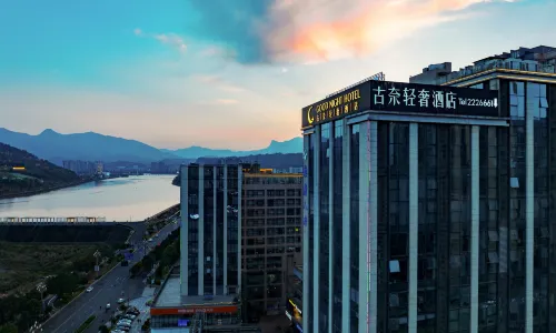 Gunai Light Luxury Hotel