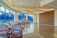 Grand Hotel Nima Kaifeng Hotels in Nyima