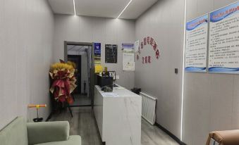 Qingdeng Castle E-Sports Hotel