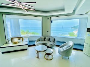 Lianyungang Bi Hai silver sand Theseas Apartments Hotel