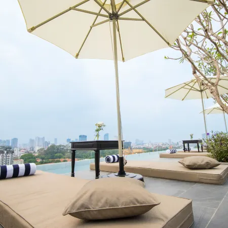 GLOW PARK HOTEL Grand Royal Palace
