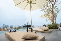 GLOW PARK HOTEL Grand Royal Palace - Infinity Pools