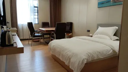 Dongguan Zhanghui Hotel