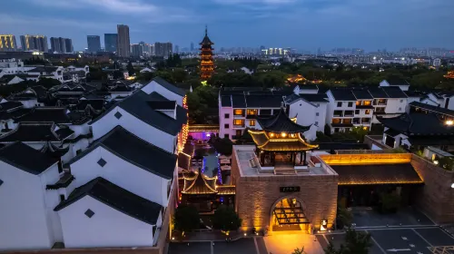 Wu Palace Hotel Suzhou - Rooftop Pools