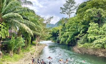 Amornkeeree Khao Sok Camping