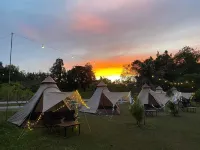 Pitifarmily Cafe & Camping Hotels near Wat Ban Nam Om
