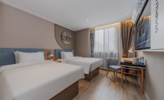 Homeinn · neo (Shanghai Minhang Zhuanqiao Subway Station)