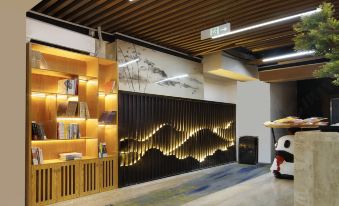 National Baby Panda Hotel(Chunxi Road & Tianfu square)