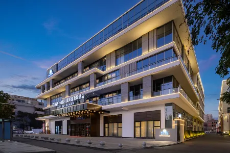 Days Hotel by Wyndham Xianju Downtown