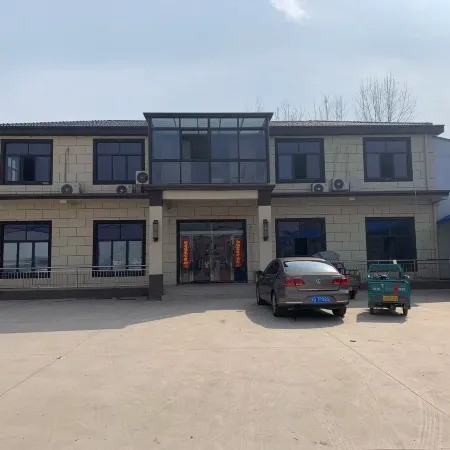 Hongyuan Farm Stay