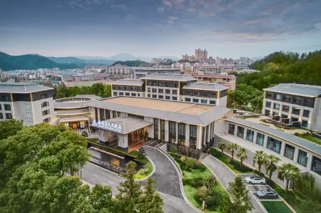 Shangyou Grand Skylight Grand Hotel Отели в г. Шанъю