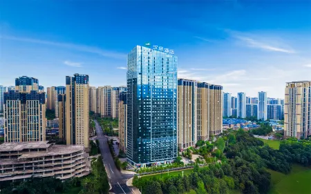 HanTing Hotel (Kunming Beijing Road Sijiaying Subway Station) Отели рядом с достопримечательностью «Junfacheng Wen Yi Duo Park»