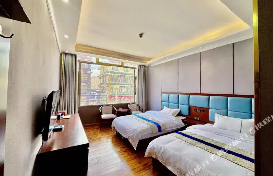 久治瑪域富饒酒店