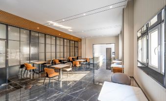 Magnotel Business (Tianjin Eye Store at Tianjin Station)