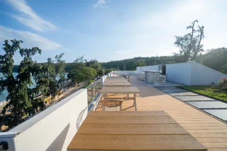 Weizhou Island Pomelo  Pomelo Seaside Luxury Private Customized Vacation Hotel Отели рядом с достопримечательностью «Weizhouzhen»