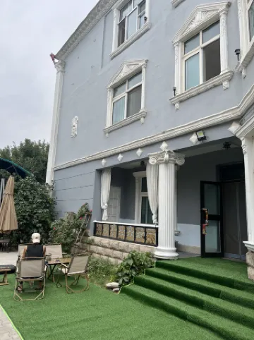 Yilin Xiaozhu Hostel (Yining Airport Yining Railway Station)