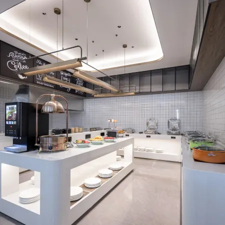 Park Hyatt Crystal Hotel