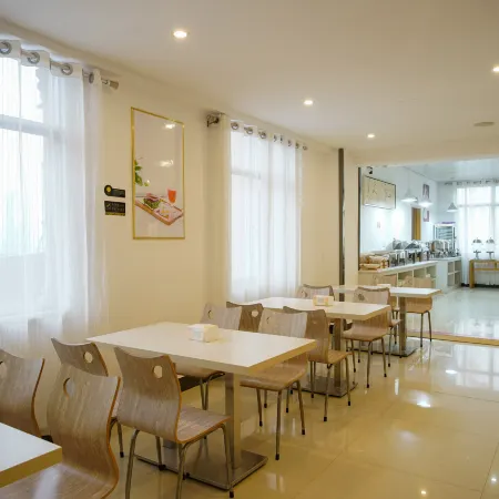 Youying Hotel (Dongxing Dongmeng Avenue)