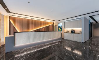Home Inn Business Hotel(Qingdao Haier Industrial Park Pure Life Journey)