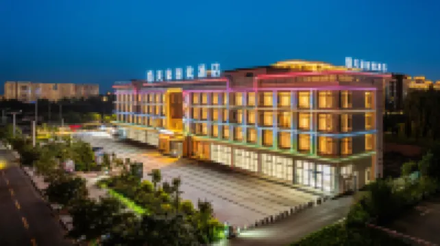 Meihao Ritz Hotel (Datong South Station Fangte Store)