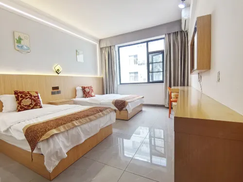 Jinghong Xiangyuanhong Hotel