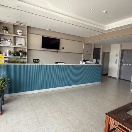 Lanjin Hotel (Polytechnic University)