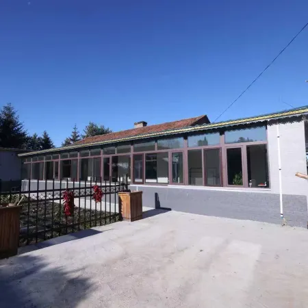 Guzhicheng Chalet Homestay